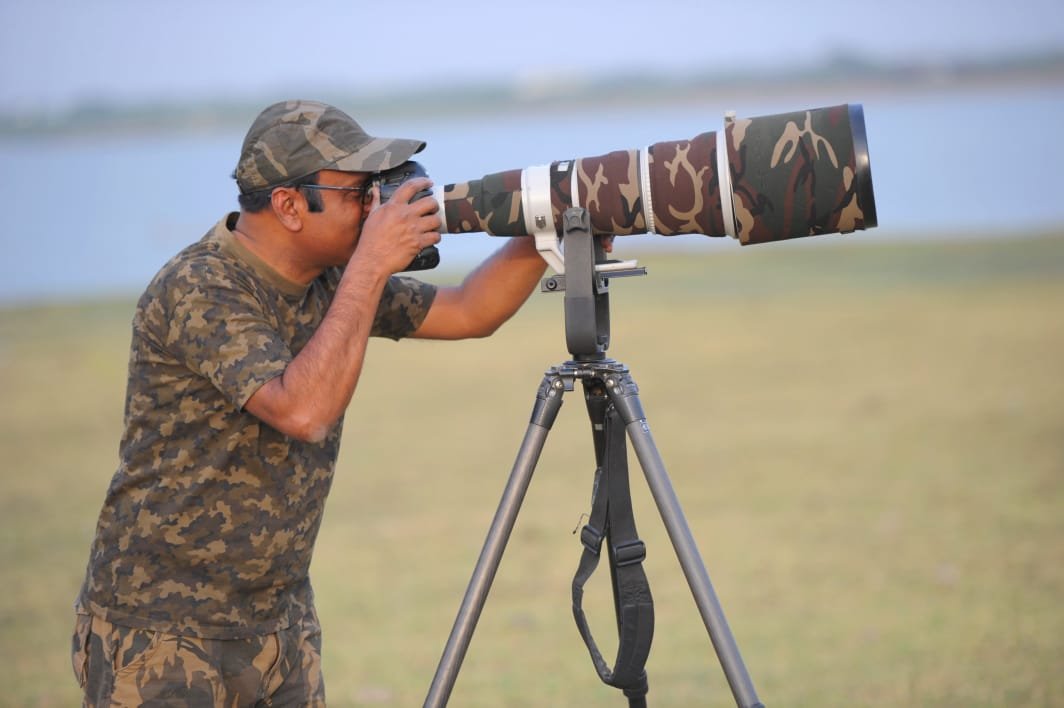 पक्षी निरीक्षणासाठी जगभर भ्रमंती – डॉ. व्यंकटेश मेतन