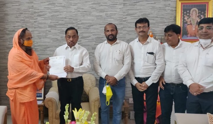 सोलापूरच्या विकासासाठी नारायण राणे करणार मदत